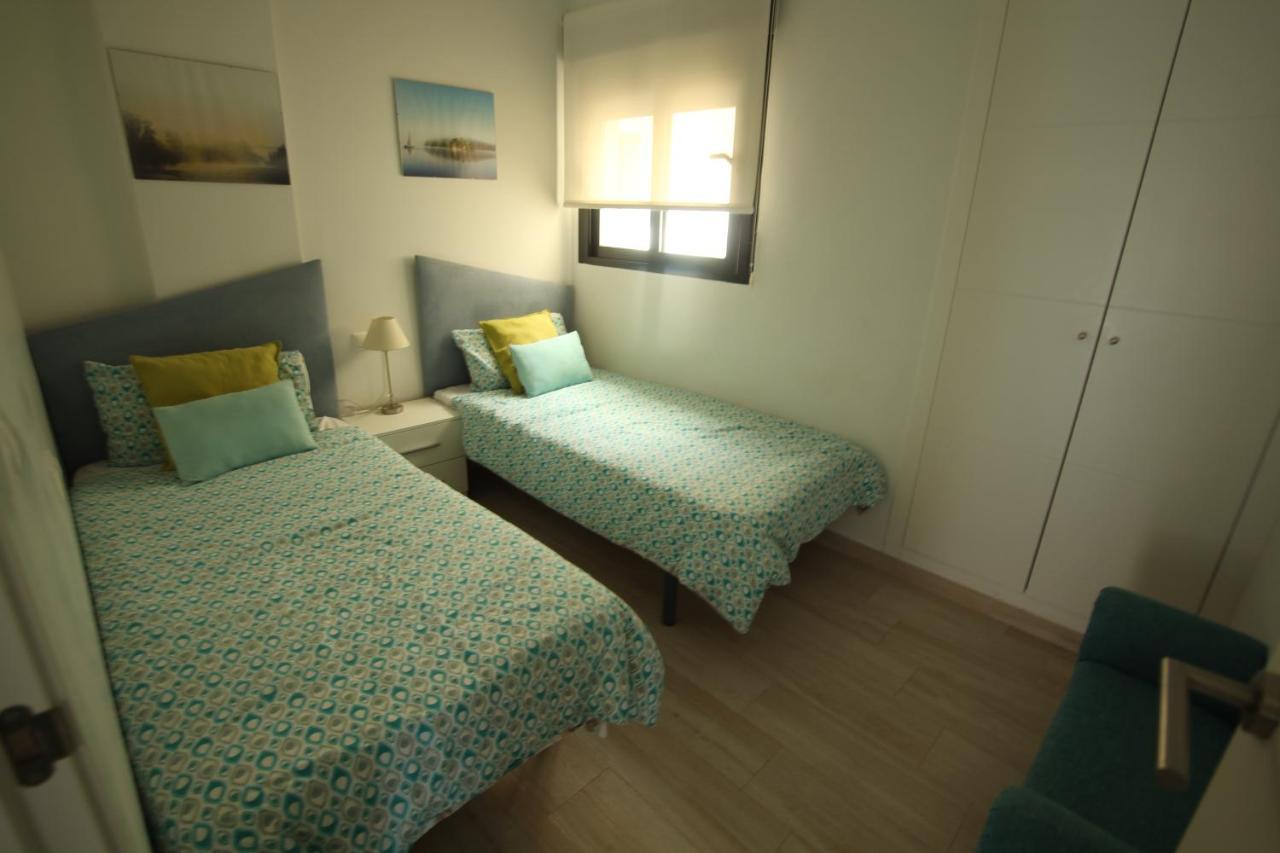 Luxury And Modern Beach Apartment With Sea Views ลามาตา ภายนอก รูปภาพ