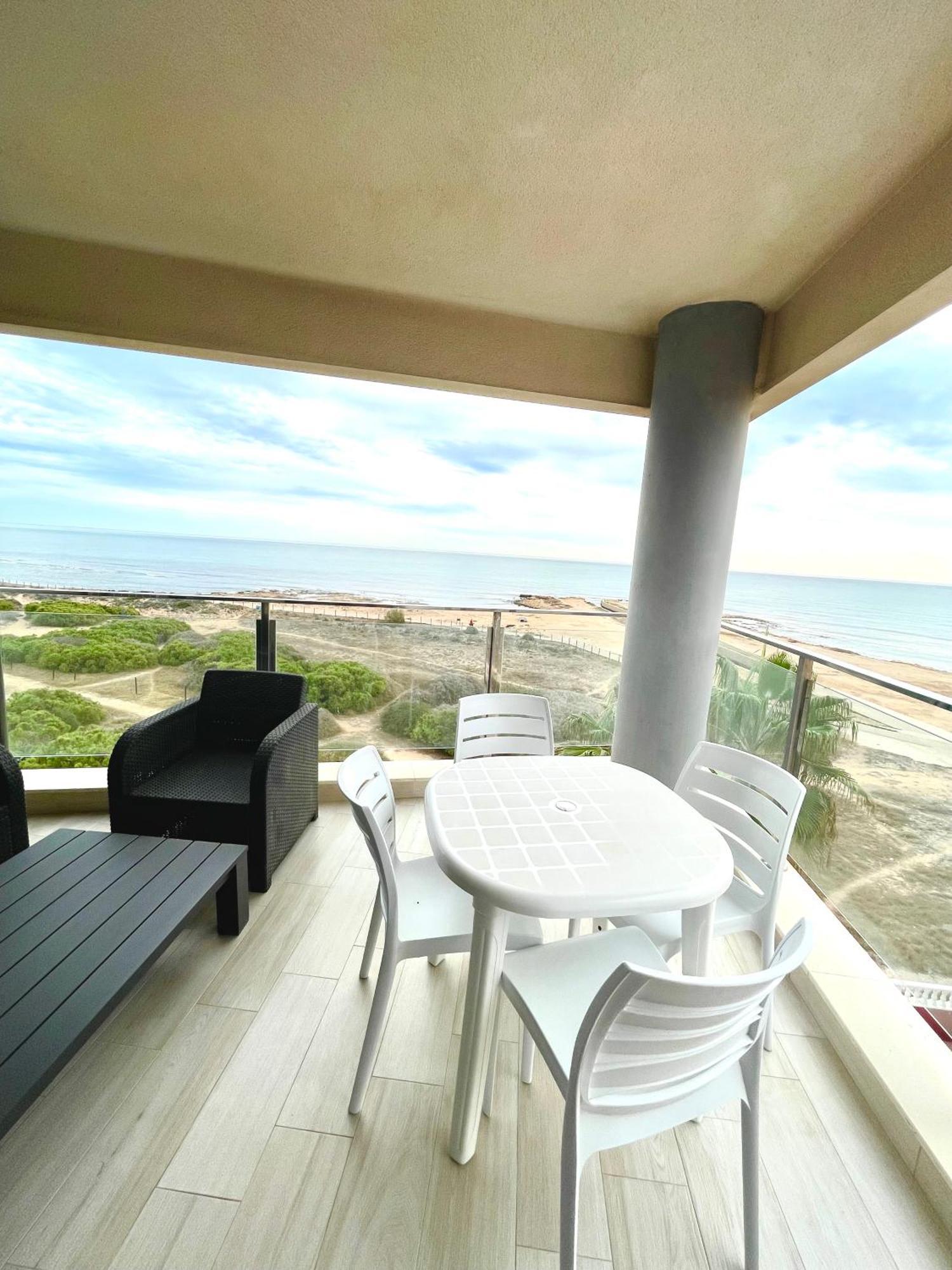 Luxury And Modern Beach Apartment With Sea Views ลามาตา ภายนอก รูปภาพ
