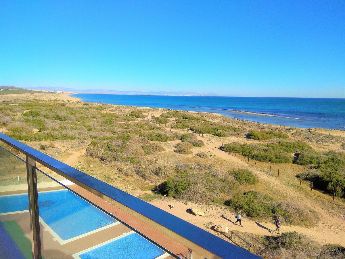 Luxury And Modern Beach Apartment With Sea Views ลามาตา ภายนอก รูปภาพ